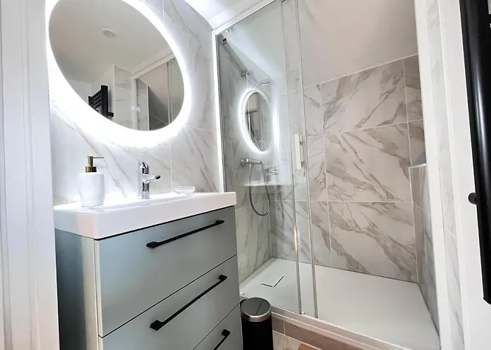 Appartement Superbe Plein De Charme Proche Du Centre Tonnet